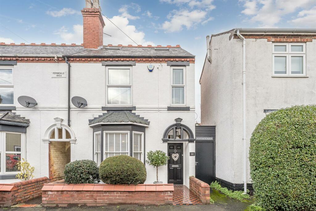 4 bedroom semidetached house for sale in Brook Street, Old Quarter
