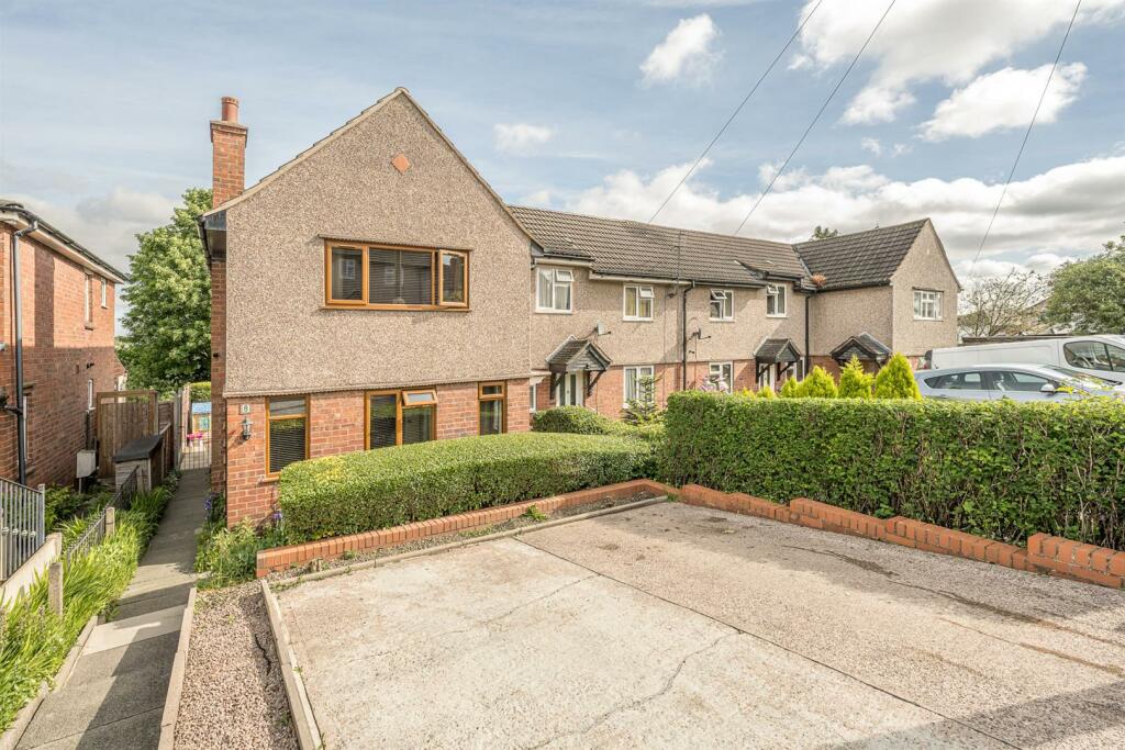 2 bedroom end of terrace house for sale in Hadcroft Road, Stourbridge