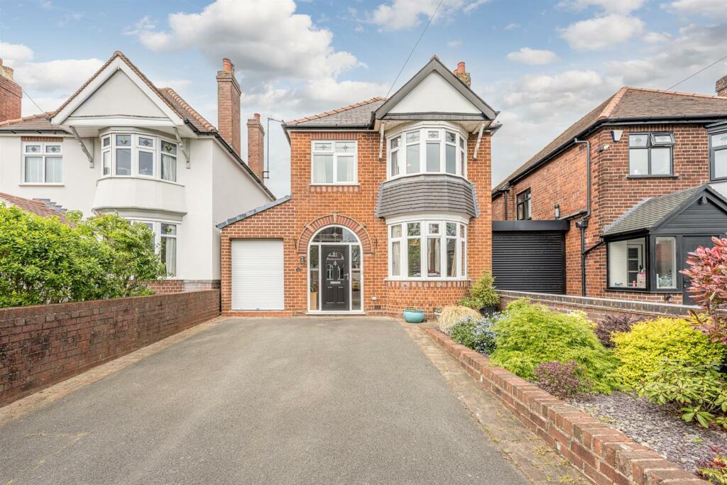 3 bedroom detached house for sale in Timbertree Road, Cradley Heath