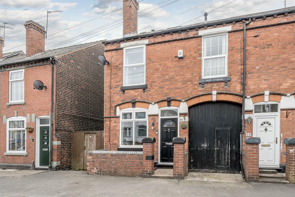 3 bedroom semidetached house for sale in Cherry Street, Halesowen, B63