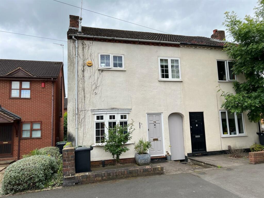 2 bedroom semidetached house for sale in Bowling Green Road, Stourbridge, DY8 3TT, DY8