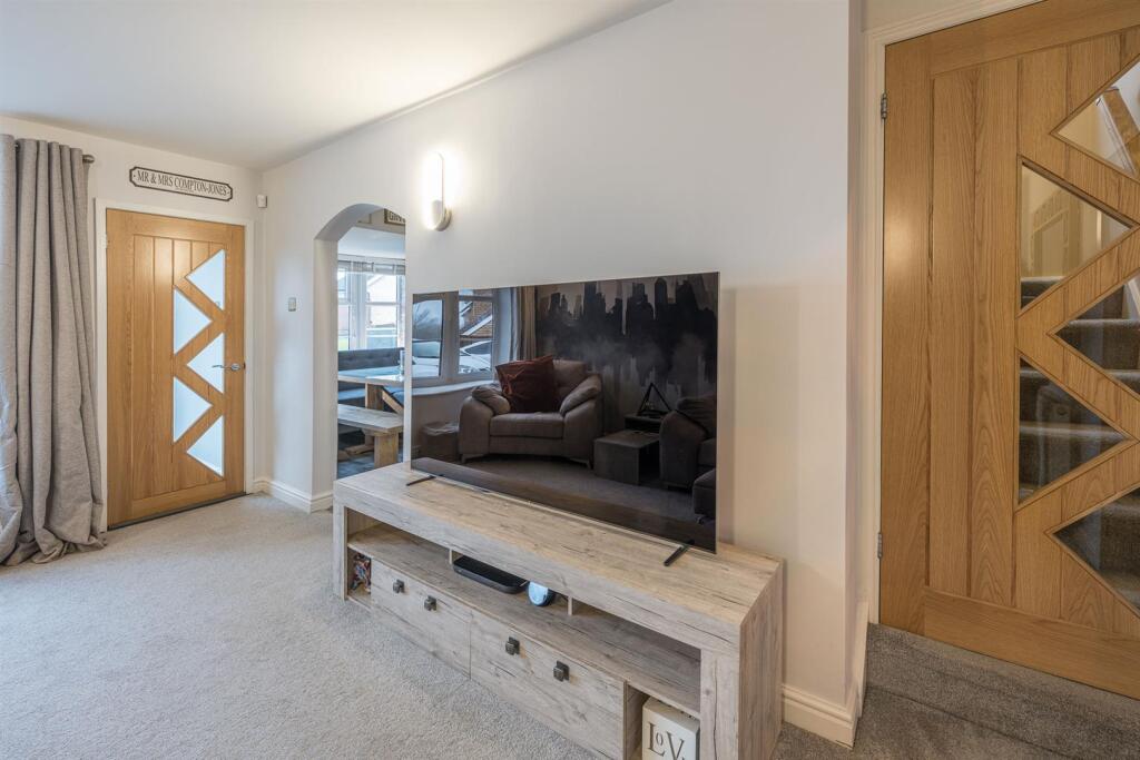 Additional property image - Hambleton Road, Halesowen, B63 1JT