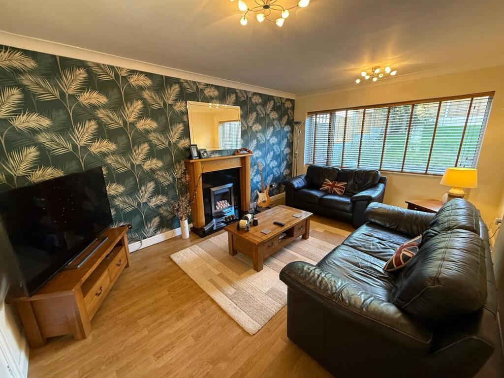 Additional property image - Kenswick Drive, Halesowen, B63 4QZ