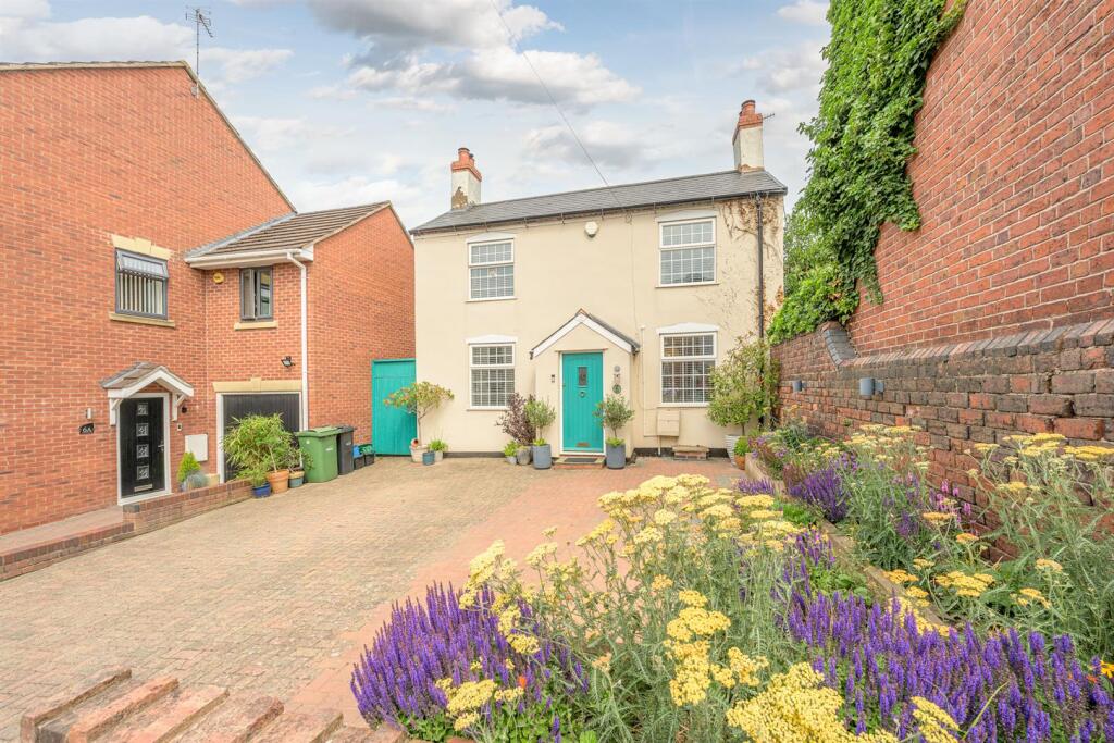 Main image of property: King William Street, Amblecote, Stourbridge, DY8 4EP