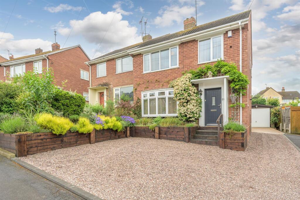 Main image of property: Cornwall Road, Wollaston, Stourbridge, DY8 4TE