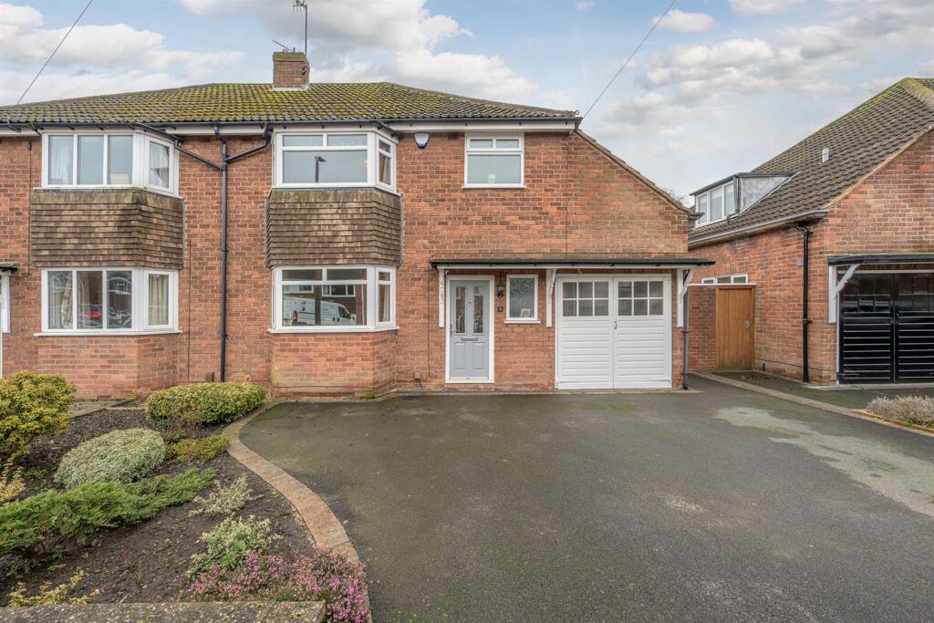 Main image of property: Pargeter Street, Stourbridge, DY8 1AU