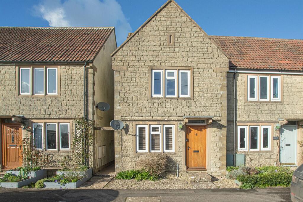 2 bedroom semidetached house for sale in Huddlestone, Colerne