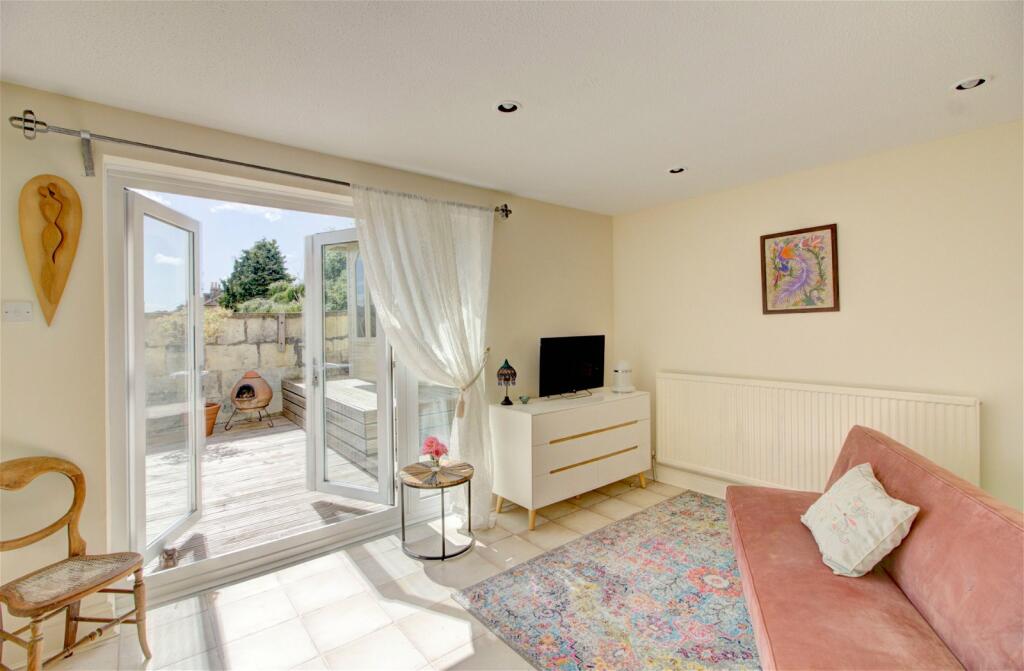 Additional property image - Casa Dali, Upper East Hayes