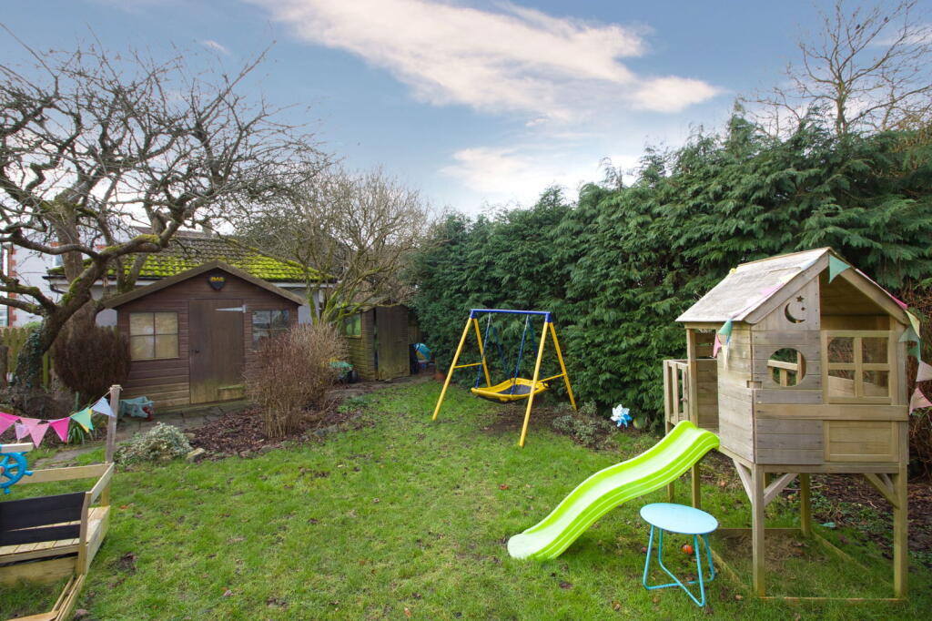 Additional property image - London Road, Wick, Bristol, BS30 5SJ