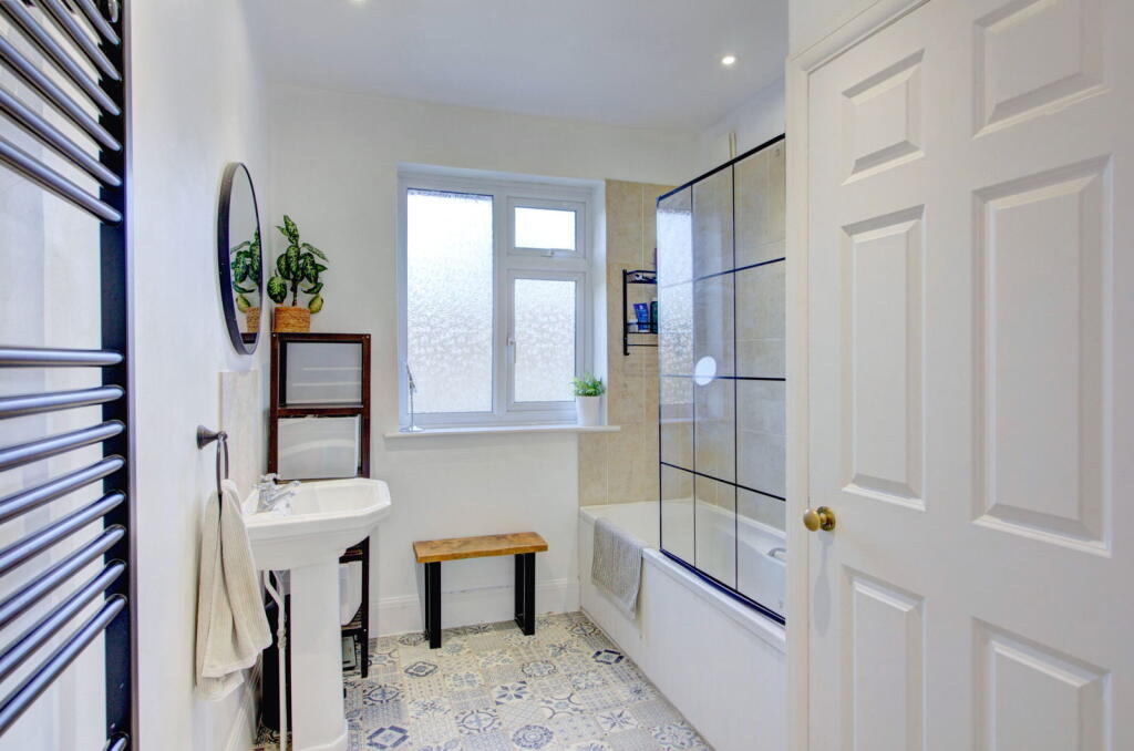 Additional property image - Grosvenor Park