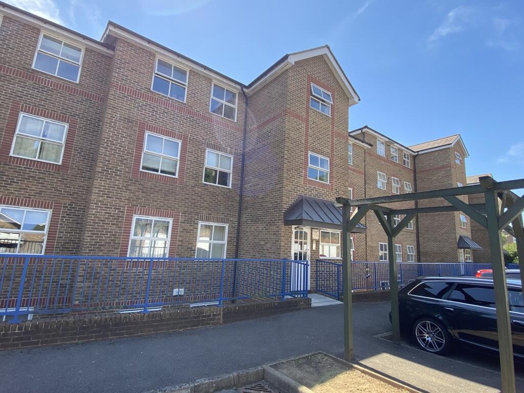 Main image of property: Riverbank , Maidstone, Kent, ME15 7RZ
