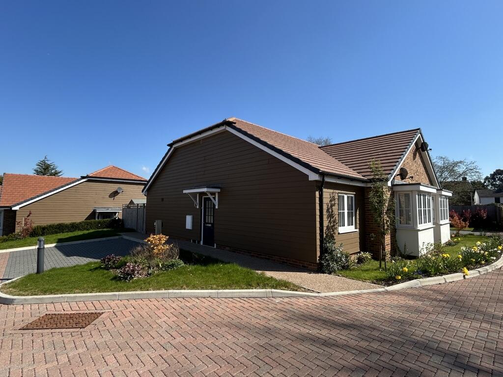 Main image of property: Genn Park, Boughton Monchelsea, Maidstone, Kent, ME17 4XS