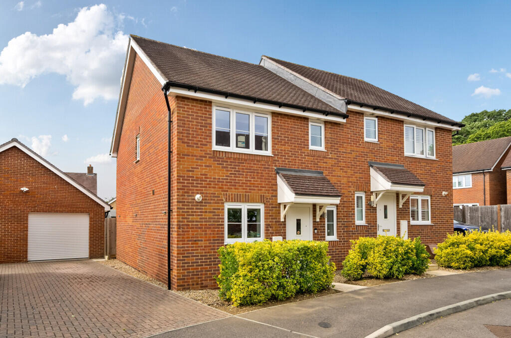 Main image of property: Knoxes Shaw, Maidstone, Kent, ME16 9FB