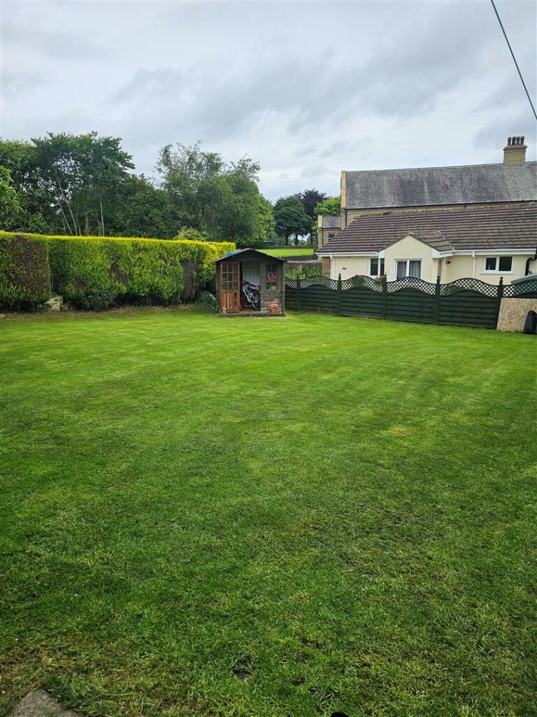 Additional property image - New House Lane, Clayton Heights, Bradford