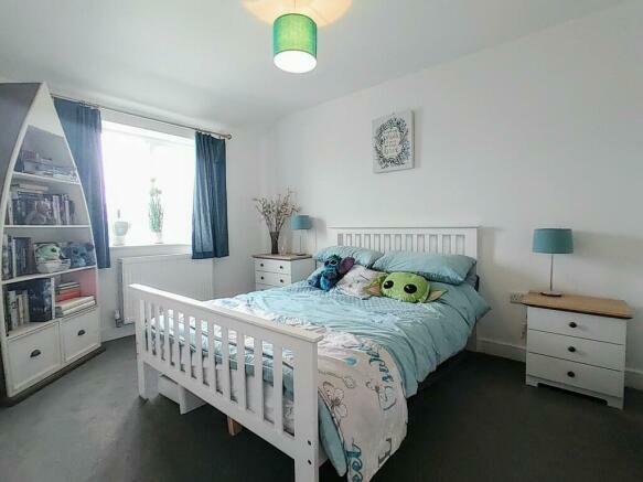 Additional property image - Shibden Heights View, Queensbury, Bradford