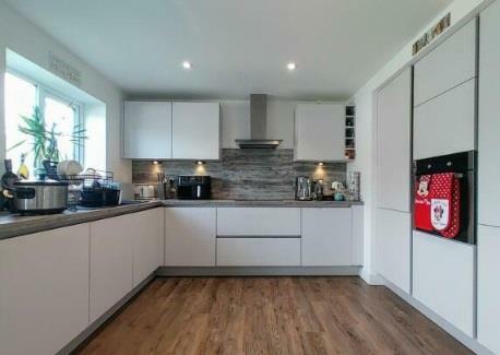 Additional property image - Shibden Heights View, Queensbury, Bradford