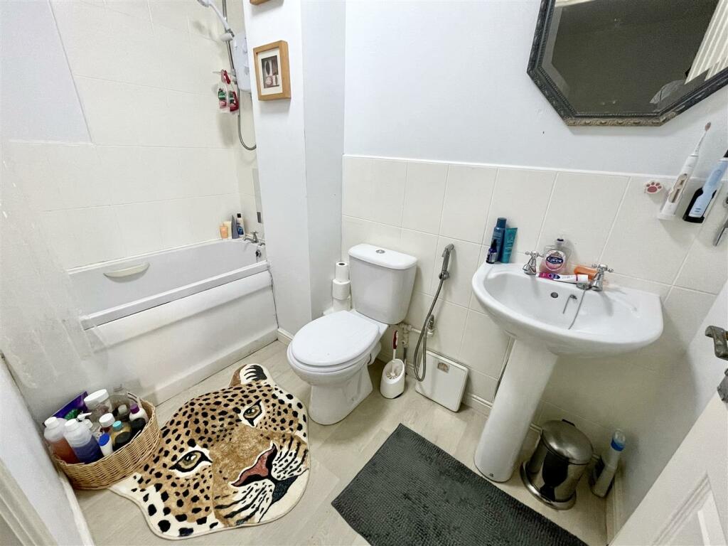 Additional property image - Tanner Hill Road, Bradford