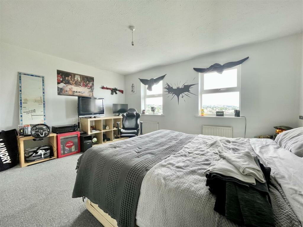Additional property image - Tanner Hill Road, Bradford