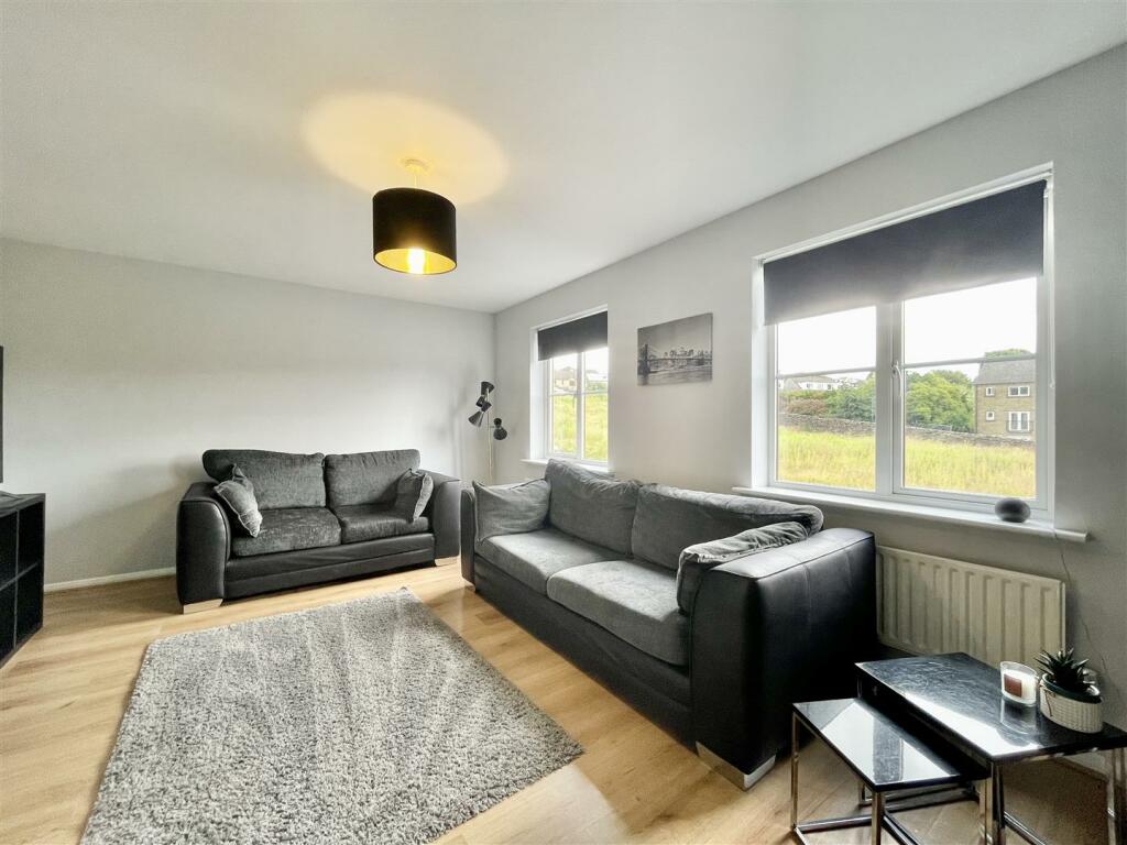 Additional property image - Seven Acres, Denholme, Bradford