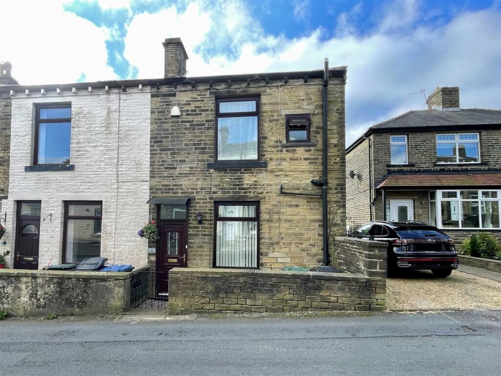 Main image of property: Oxford Road, Queensbury, Bradford