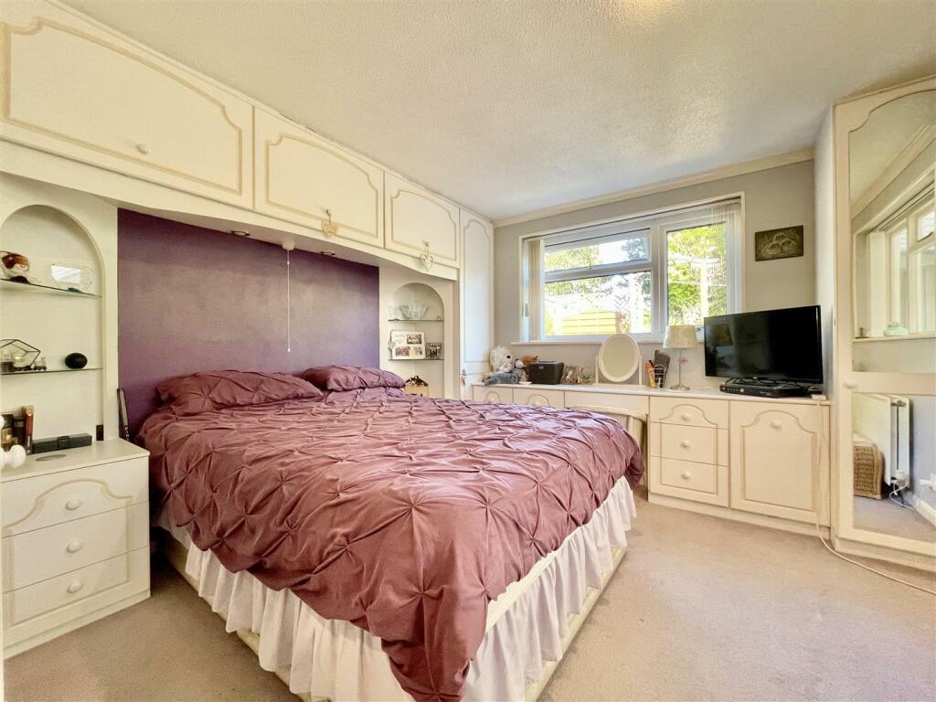 Additional property image - Moor Close Road, Queensbury, Bradford