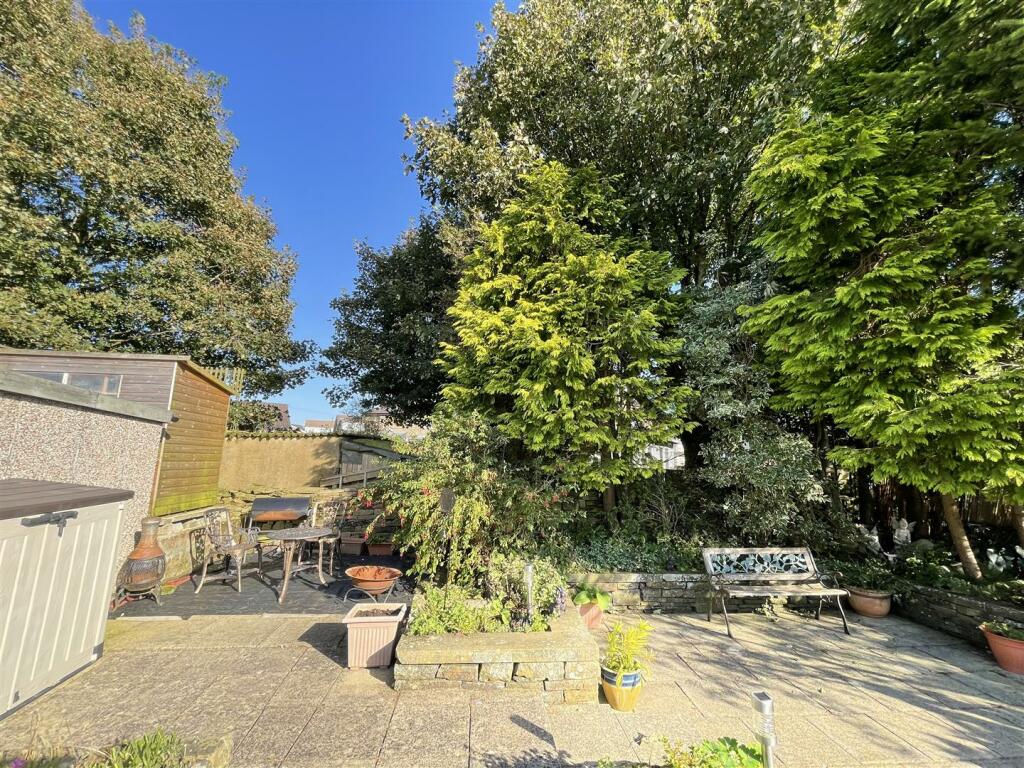Additional property image - Moor Close Road, Queensbury, Bradford