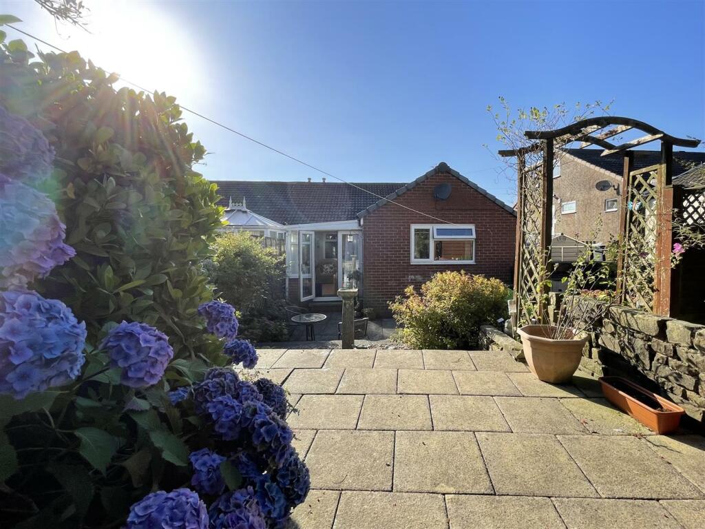 Additional property image - Moor Close Road, Queensbury, Bradford