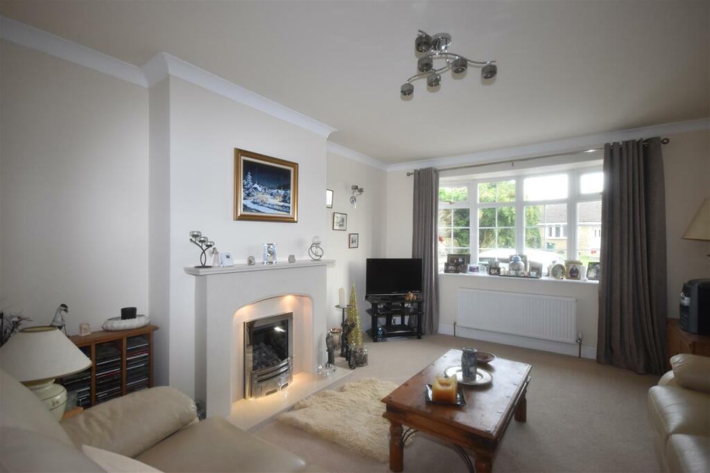 Additional property image - Thorn Drive, Queensbury, Bradford