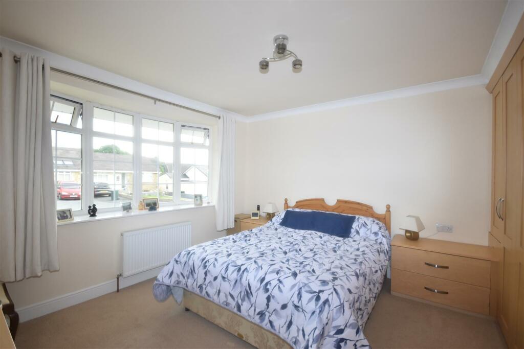 Additional property image - Thorn Drive, Queensbury, Bradford