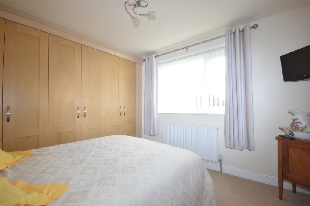 Additional property image - Thorn Drive, Queensbury, Bradford