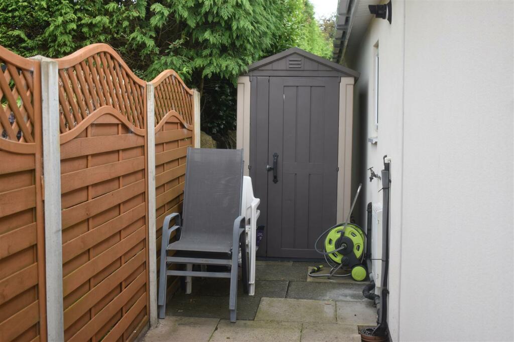 Additional property image - Thorn Drive, Queensbury, Bradford