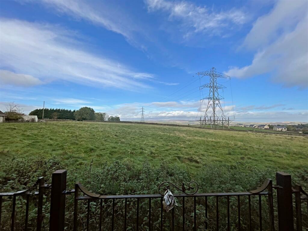 Additional property image - Lane Side, Wilsden, Bradford