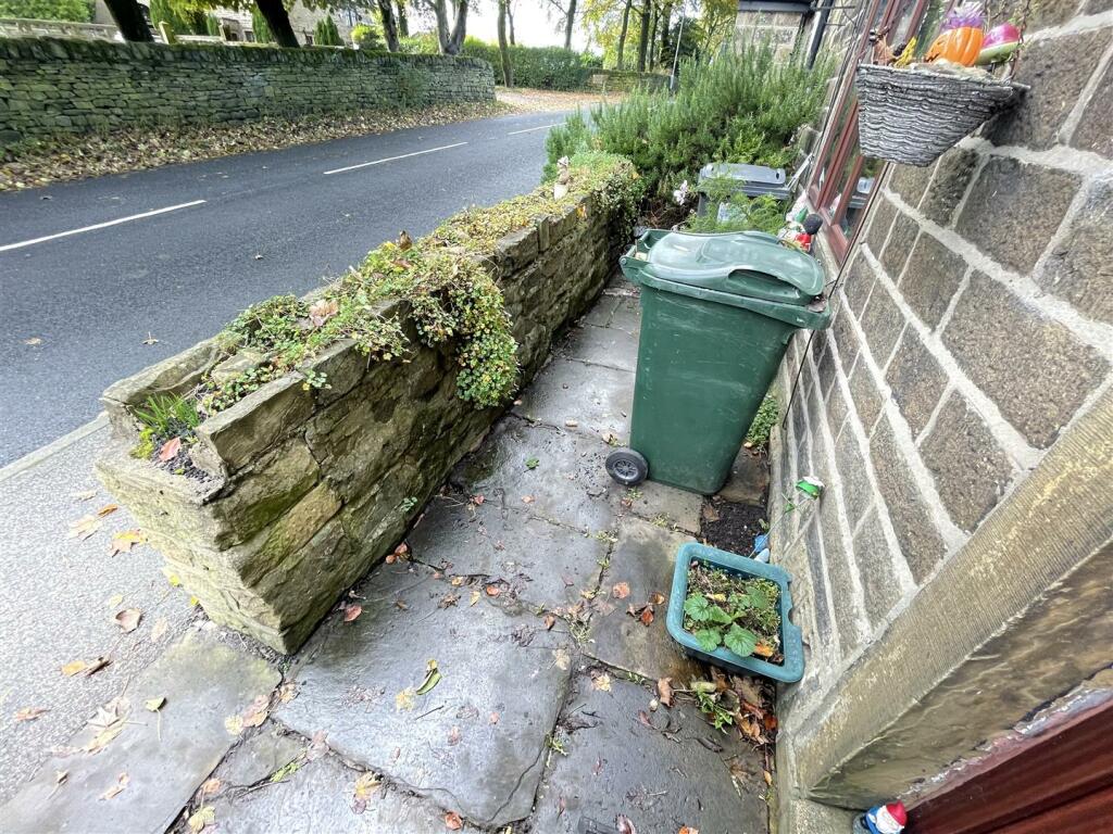 Additional property image - Lane Side, Wilsden, Bradford