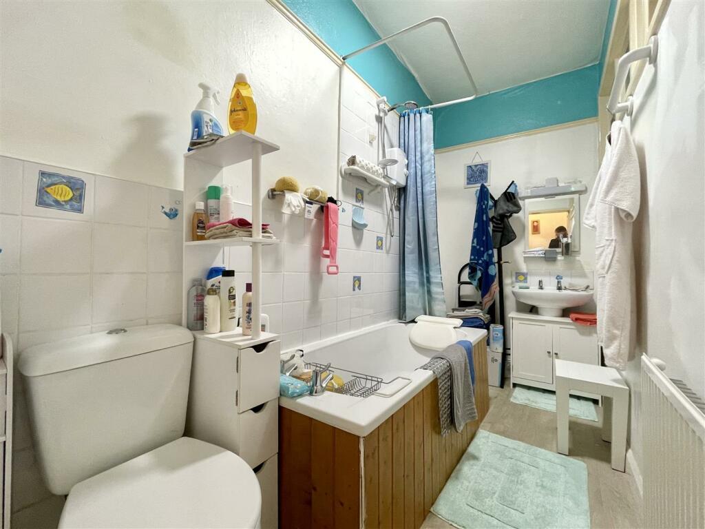 Additional property image - Bright Street, Clayton, Bradford