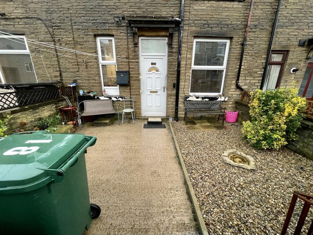 Additional property image - Bright Street, Clayton, Bradford