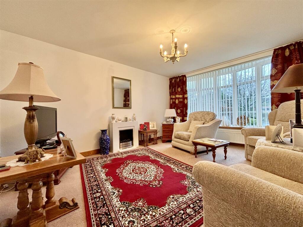Additional property image - Bramble Close, Clayton, Bradford