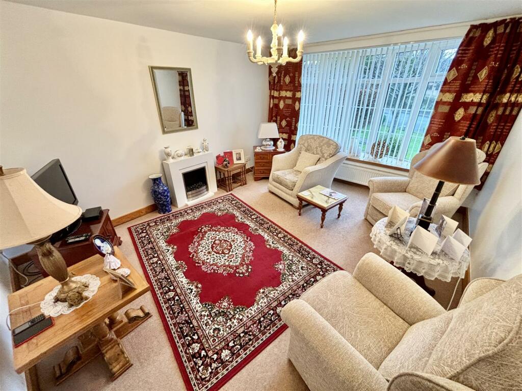 Additional property image - Bramble Close, Clayton, Bradford