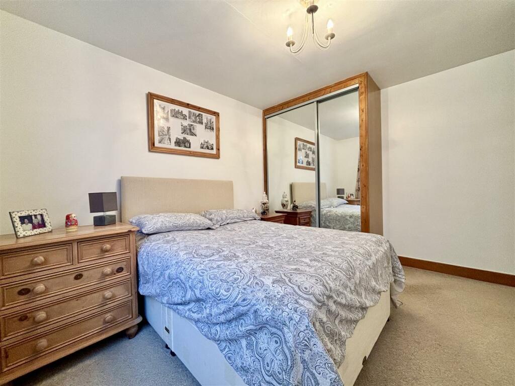 Additional property image - Bramble Close, Clayton, Bradford