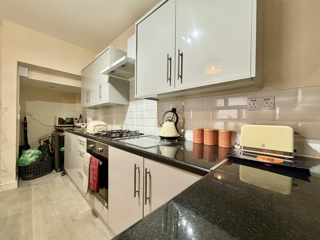 Additional property image - Albion Place, Thornton, Bradford