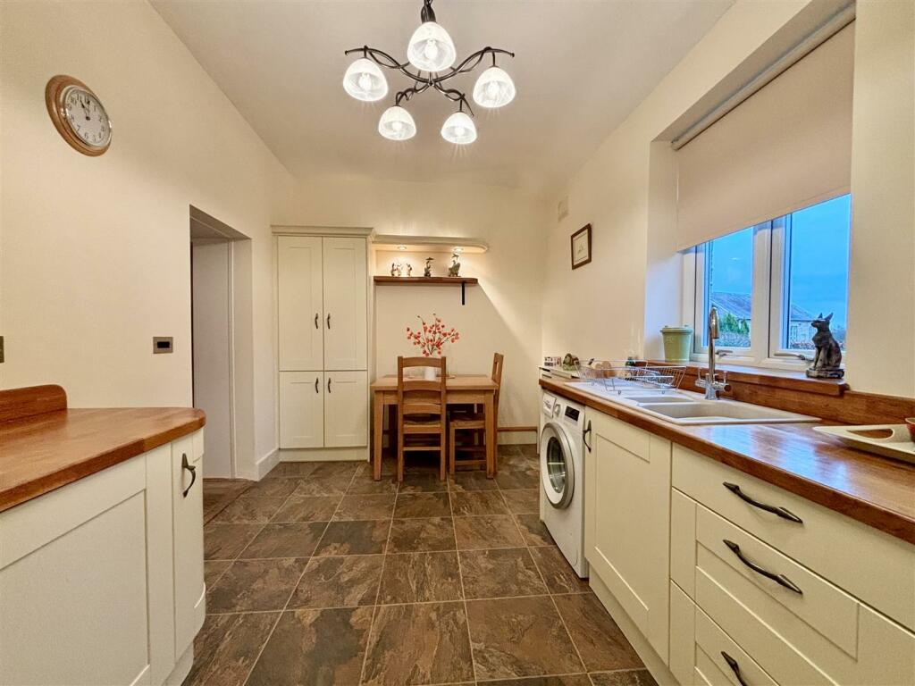 Additional property image - Highgate Road, Clayton Heights, Bradford