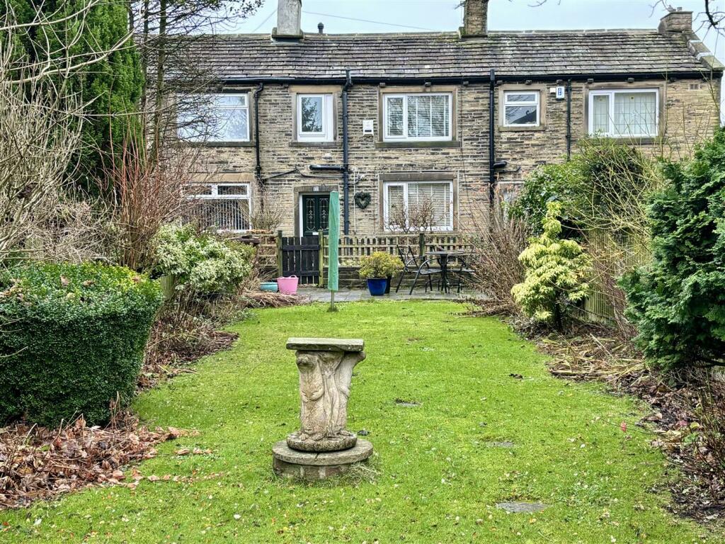 Additional property image - Highgate Road, Clayton Heights, Bradford