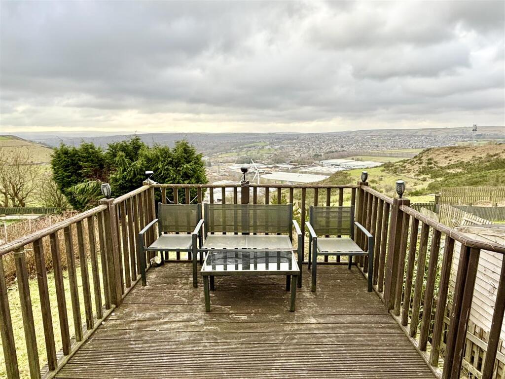 Additional property image - Roper Lane, Queensbury, Bradford