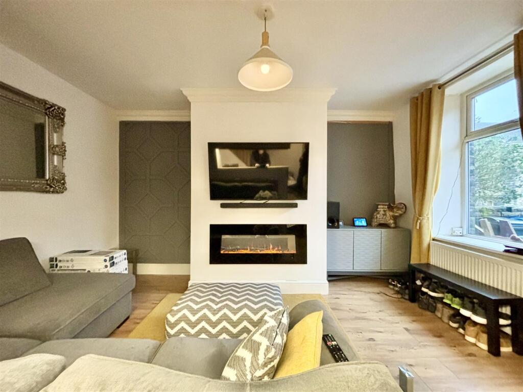 Additional property image - Chapel Street, Denholme, Bradford