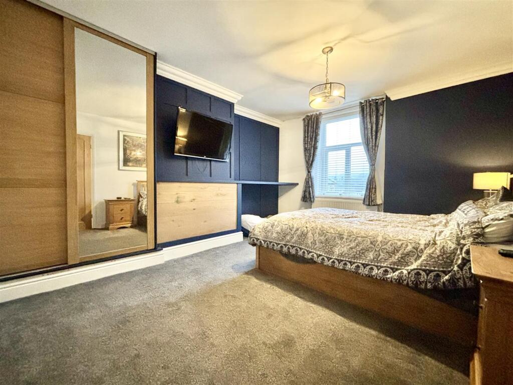 Additional property image - Chapel Street, Denholme, Bradford