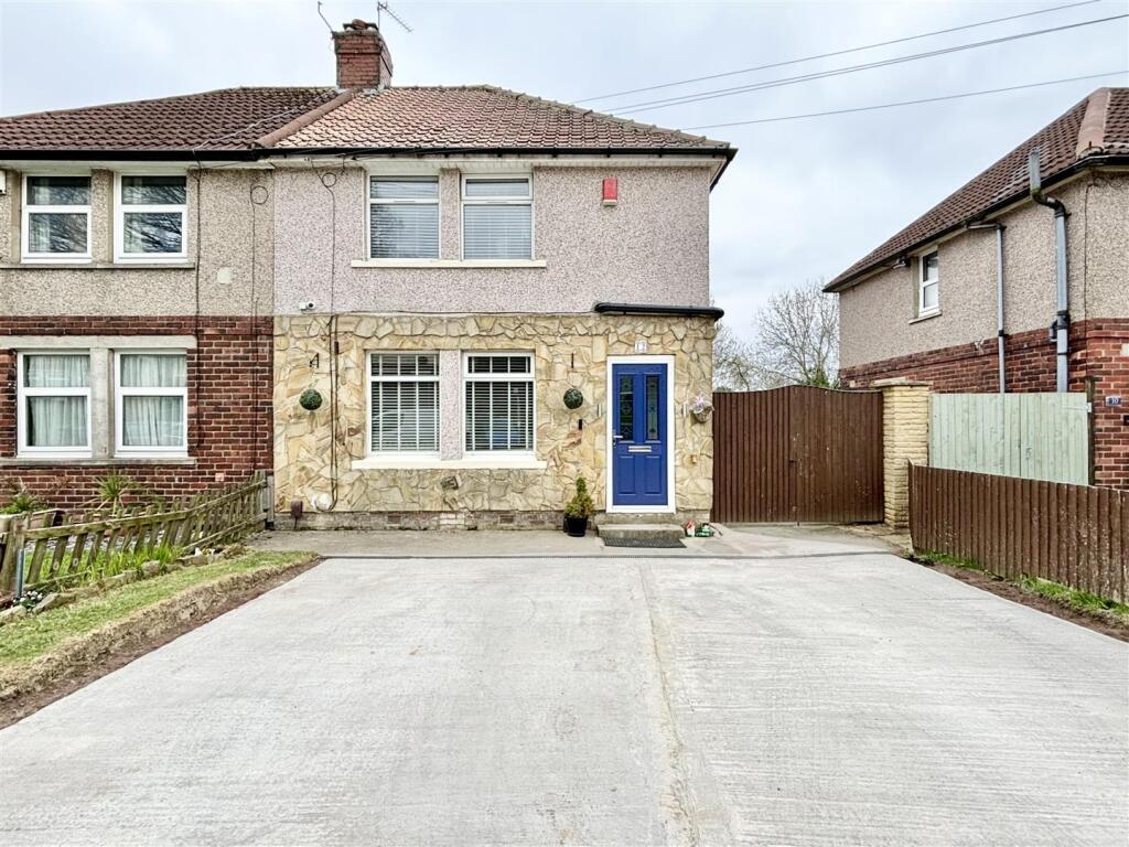Main image of property: North Cliffe Avenue, Thornton, Bradford