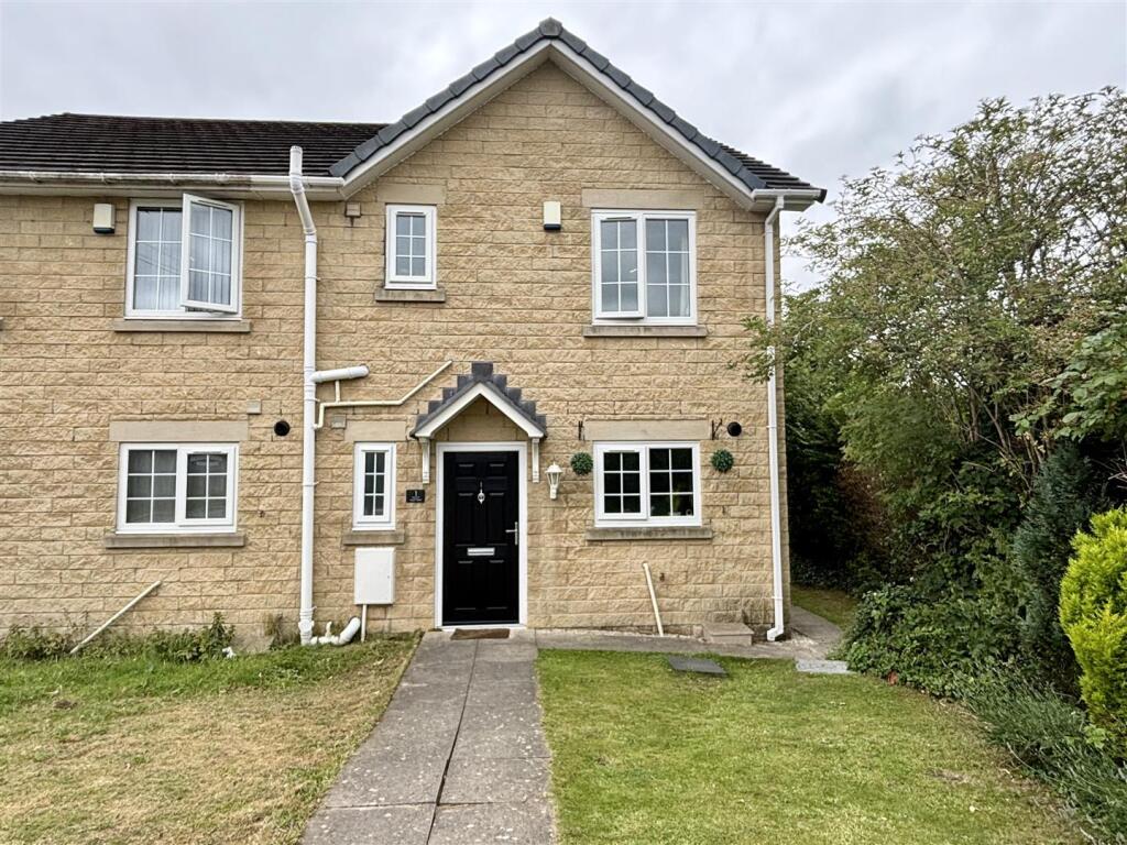 3 bedroom semi-detached house