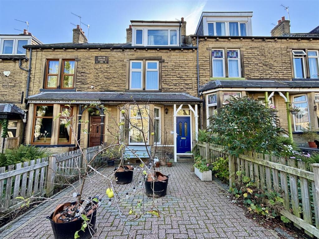 Main image of property: Pasture Lane, Clayton, Bradford