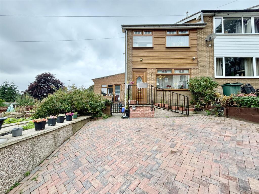 Main image of property: Albert Street, Thornton, Bradford