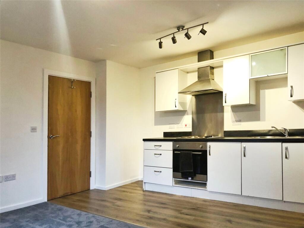 Additional property image - Waterside Gardens, Bolton, BL1