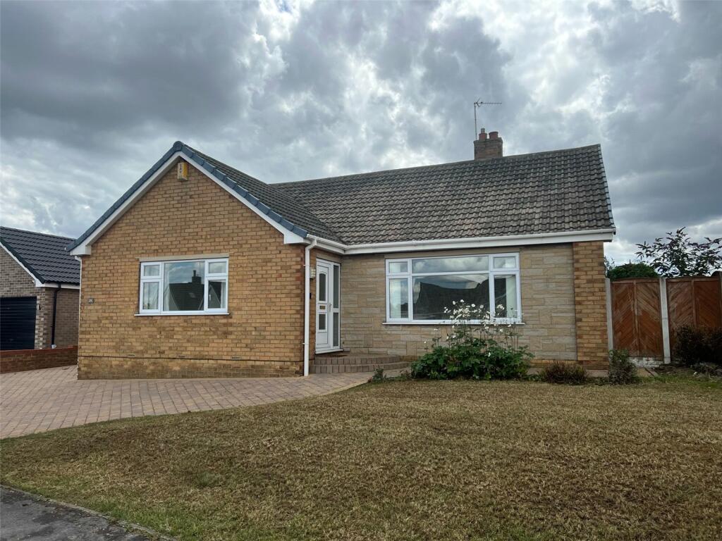 Springfield Crescent, Kirk Smeaton, Pontefract, North Yorkshire, WF8